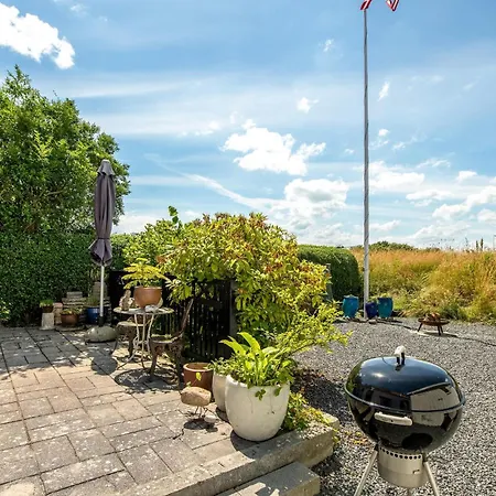 Two-bedroom In 哈泽斯莱乌